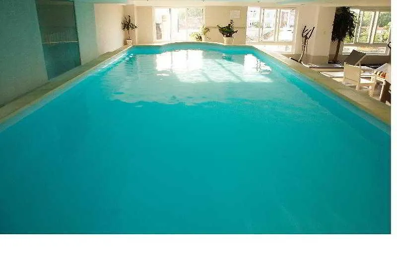 Starlet Hotel Nha Trang 3*,